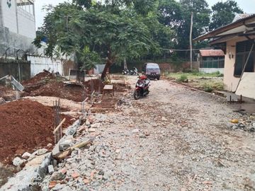 Rumah dijual di cibubur 1,5 km ke Jl. Lap. Tembak