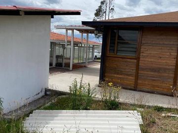 VENDO HERMOSA FINCA DE 8.3  HAS SECTOR IGUIÑARO CERCA A CHECA