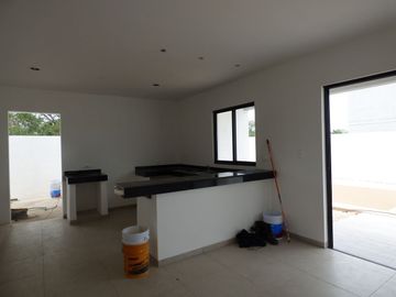 Casa en Venta en Privada Residencial 3 Recámaras, Cuarto de Serv, Amenidades