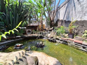 Rumah Ternyaman,  2 Lantai, Luas 825 M,  Dekat Lebak Bulus
