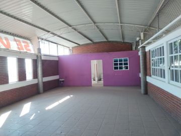 Edificio  en Lomas de Zompantle Cuernavaca - CRB-1158-Ed#