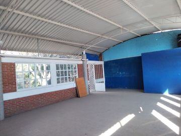 Edificio  en Lomas de Zompantle Cuernavaca - CRB-1158-Ed#