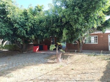 Edificio  en Lomas de Zompantle Cuernavaca - CRB-1158-Ed#