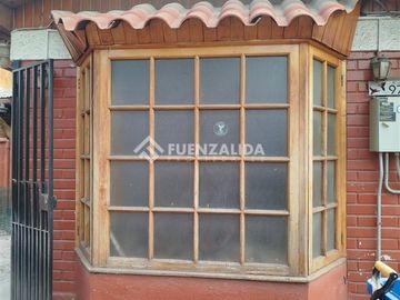 Casa en venta de 5 dorm. en La Florida
