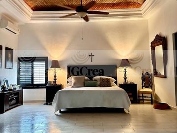 CASA EN VENTA EN CARRETERA NACIONAL