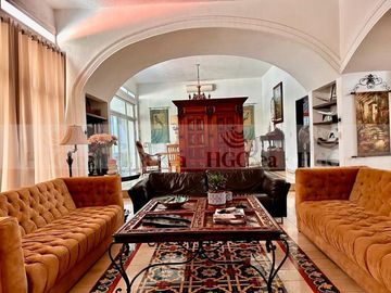 CASA EN VENTA EN CARRETERA NACIONAL