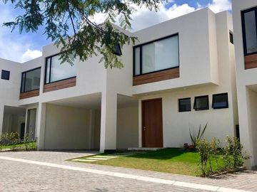 Venta casa nueva Tumbaco