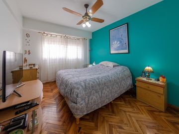 Venta Departamento  2 dormitorios con balcón - Zona Centro