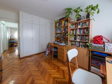 Venta Departamento  2 dormitorios con balcón - Zona Centro