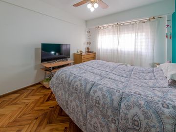 Venta Departamento  2 dormitorios con balcón - Zona Centro