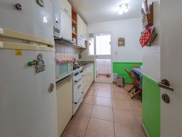 Venta Departamento  2 dormitorios con balcón - Zona Centro