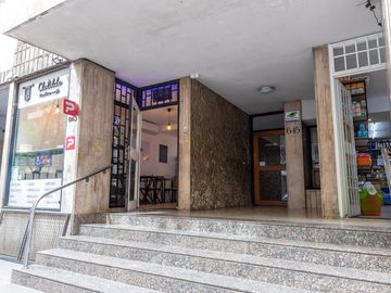 Venta Departamento  2 dormitorios con balcón - Zona Centro