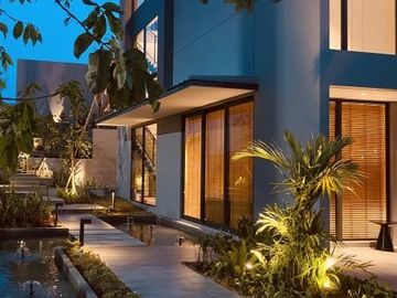 Dijual Rumah Mewah Nava Tipe Lyndon Dengan Lift dalam Rumah