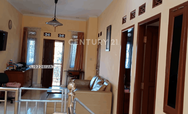Rumah 2 Lantai Semi Furnsihed Siap Huni Taman Kopo Asri Bandung