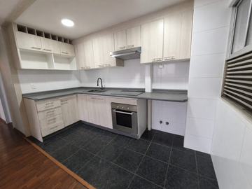 Se Arrienda Departamento 3 Dormitorio 2 baño y Estac