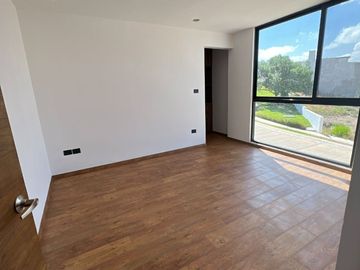 CASA MP EN PRIVADA SAN ANGEL IV