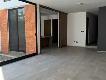 CASA MP EN PRIVADA SAN ANGEL IV