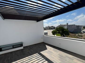 CASA MP EN PRIVADA SAN ANGEL IV