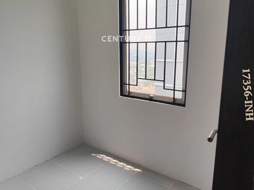 Dijual 1 Unit Apartemen Emerald Dengan View Sekolah British