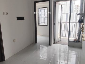 Dijual 1 Unit Apartemen Emerald Dengan View Sekolah British