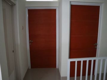 TERLARIS di Bandung Timur Cileunyi Cinunuk Rumah 2LT Dibawah 1M
