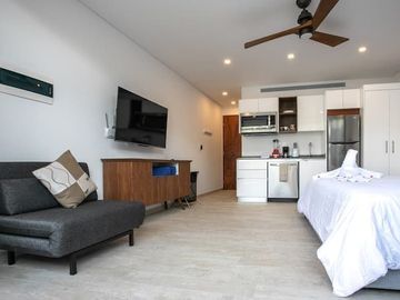 Estudio con terraza privada, asador y comedor en exterior , eco tecnología
