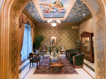DIJUAL RUMAH SUPER MEWAH di Jl METRO PONDOK INDAH (FULLY FURNISHED)