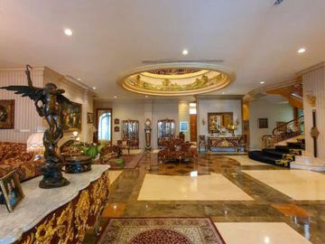 DIJUAL RUMAH SUPER MEWAH di Jl METRO PONDOK INDAH (FULLY FURNISHED)