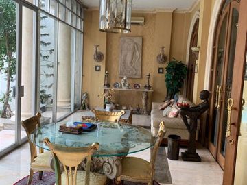 DIJUAL RUMAH SUPER MEWAH di Jl METRO PONDOK INDAH (FULLY FURNISHED)