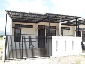 Beli rumah 100jutaan dapat free torn, pagar dan canopi