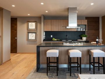 Apartamento con 42,000 m2 de bosque privado, concierge, gimnasio, spa, alberca s