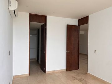 Departamento con alberca, area de asador, centro de negocios, concierge, venta V