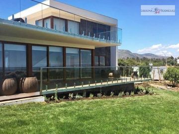Casa en Venta en Parcela con 2 casas en Lomas de Mantagua