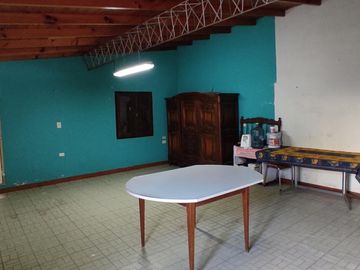 VENDO CASA EN BARRIO 9 DE JULIO (NECOCHEA)