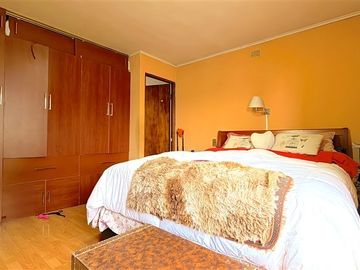 Casa en venta de 6 dorm. en Ñuñoa