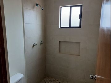 CASA EN VENTA EN SAN LUIS POTOSI, LA FORESTAL, CALLE GUANAJUATO