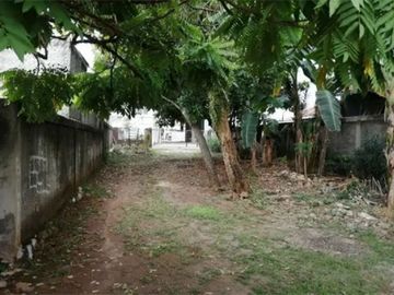 Dijual Tanah darat bonus 2 rumah dan dekat tol di Beji