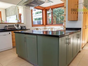Casa en arriendo de 4 dorm. en Puerto Varas
