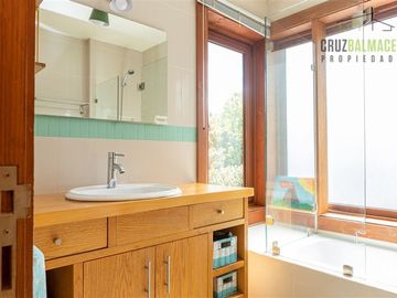 Casa en arriendo de 4 dorm. en Puerto Varas