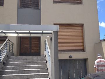 Triplex en venta en Hurlingham
