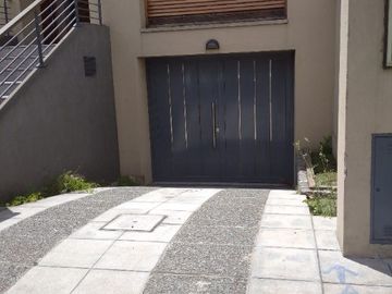 Triplex en venta en Hurlingham