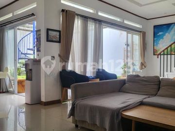Golden Park Serpong (Dekat Binus Bsd) View Rumah Depan Taman