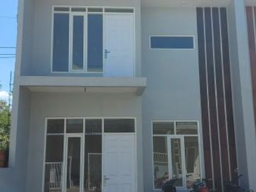 Rumah 2 Lantai Selangkah Dari Pusat Kota Malang