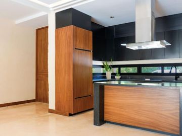 Casa con alberca privada, Jardin y cocina equipada, residencial de lujo con amen