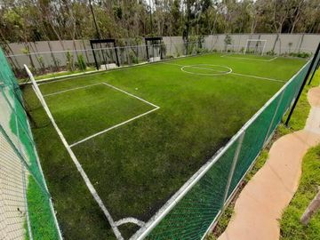 Casa con alberca privada, Jardin y cocina equipada, residencial de lujo con amen
