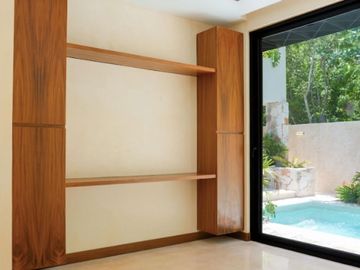 Casa con alberca privada, Jardin y cocina equipada, residencial de lujo con amen