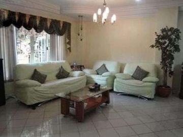 Manila Townhouse for Sale at