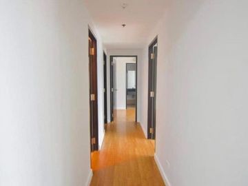 Condominium Rush 3br Condo for Sale in Two Maridien BGC Fort Taguig