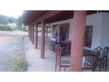 HERMOSA FINCA EN VENTA CORREGIMIENTO EL CARMEN VALLE DEL CAUCA