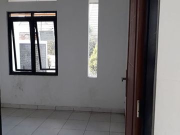 Rumah Cantik di Ciwastra Rancasari Buah Batu Siap Huni Hnya 609JT CASH
